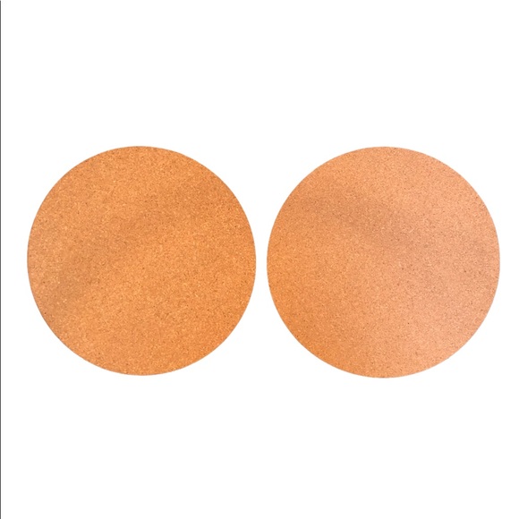 Beautiful Matching Floral & Fruit Pattern, Set of Trivets with Cork on Back. - Picture 3 of 3